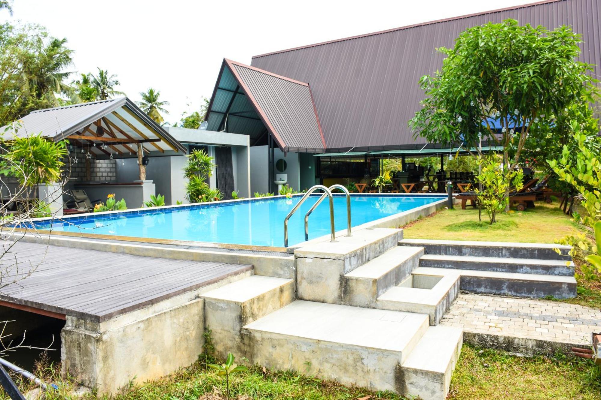 Steps Garden Negombo