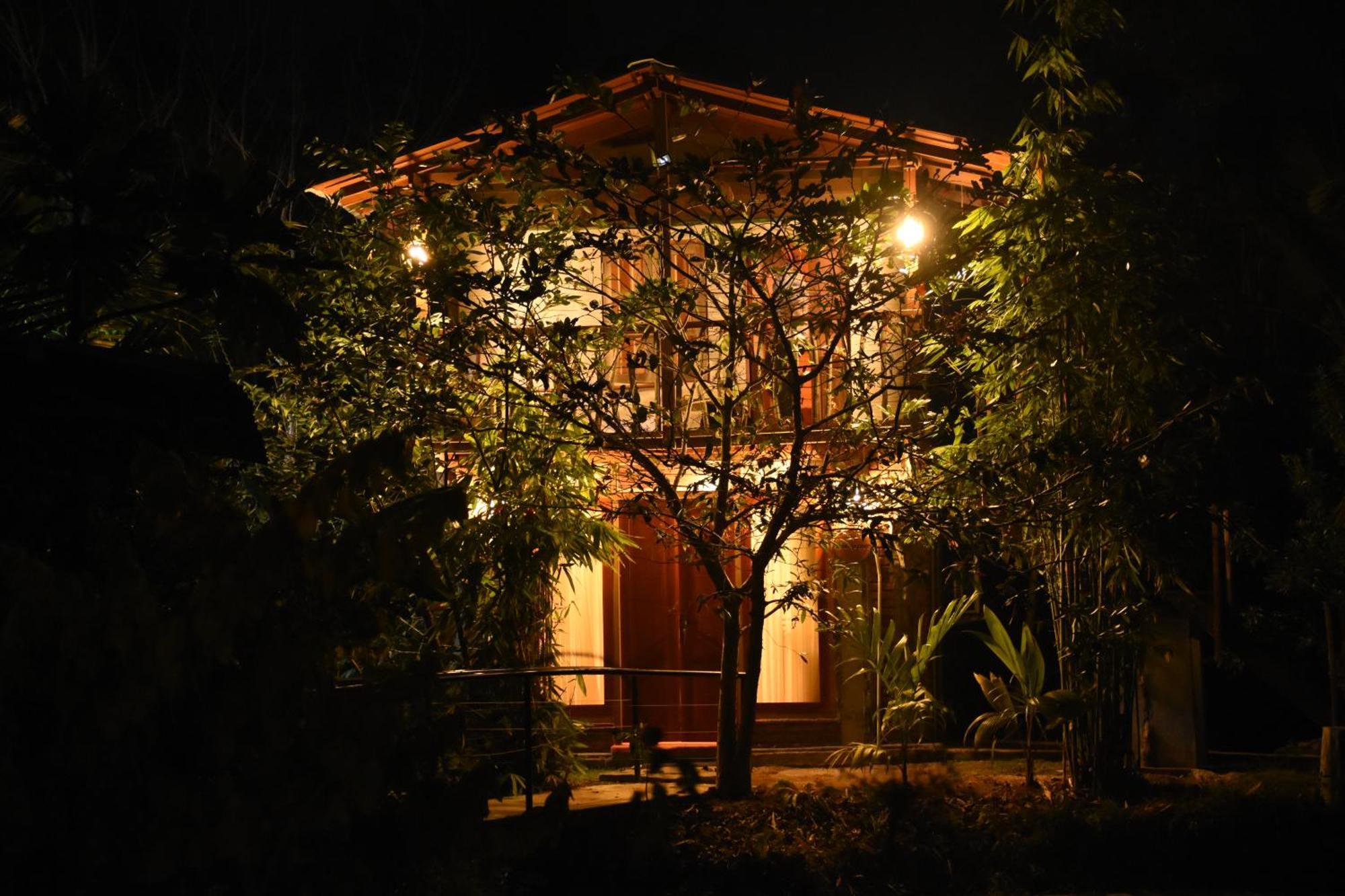 Steps Garden 3* Negombo