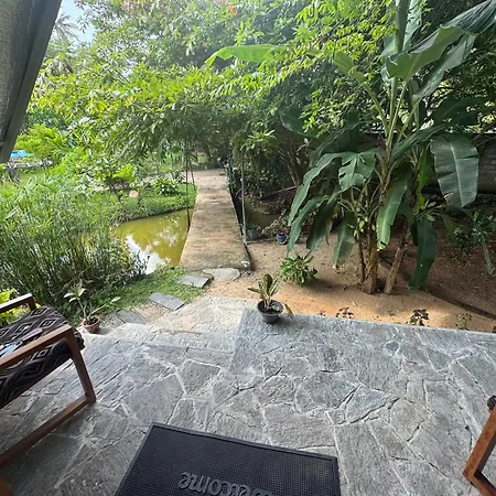 Steps Garden Resort Negombo Exterior photo